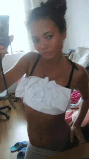 Lena, 21 in Massachusetts | Casual Dating and Private Chat