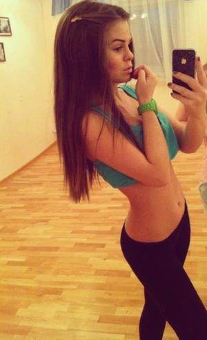 Adult dating profile photo of Brook (27) in New York