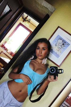 Camilla (19), Texas | Local Discreet Adult Connection