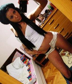 Kristie, 27, Vermont | No-Nonsense Hookup Profile