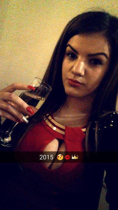 Connect with Becky (30) | Tennessee Adult Fun