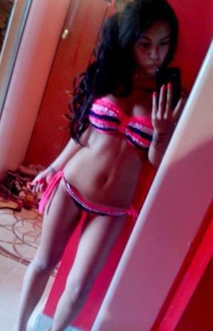 Connect with Alma (19) | New York Adult Fun