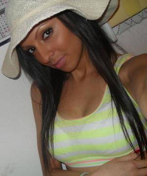Meet Paula (26) from New York | Explicit Casual Dating