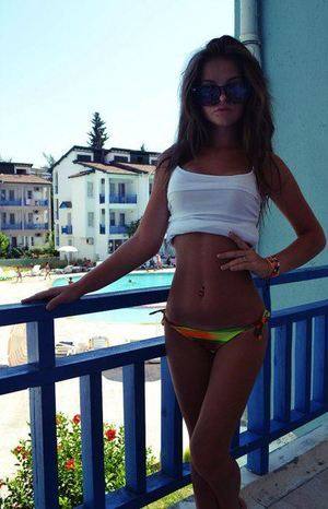 Connect with Janelle (20) | Arizona Adult Fun