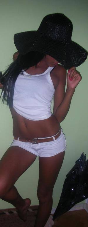 Meet Allison (25) from Wisconsin | Explicit Casual Dating