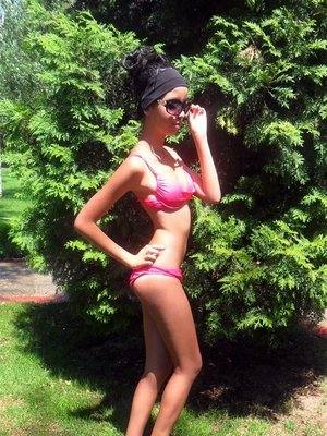 Connect with Alyssa (26) | Missouri Adult Fun