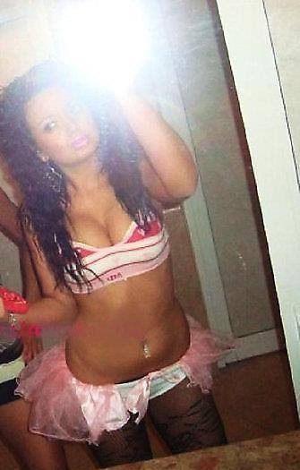 Meet Nicole (18) from South Carolina | Explicit Casual Dating