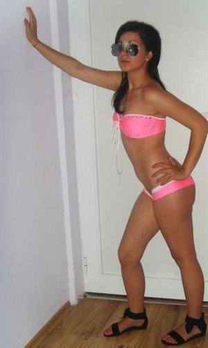 Meet Mariam (27) from Michigan | Explicit Casual Dating