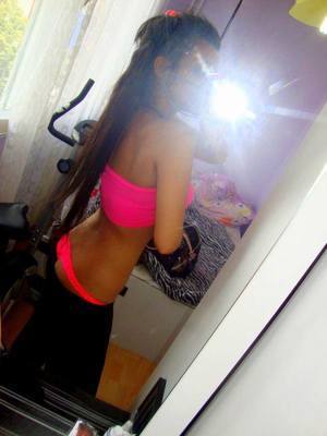 Meet Mina (22) from Washington | Explicit Casual Dating