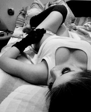 Charlotte (22) in Illinois | Direct Adult Encounters