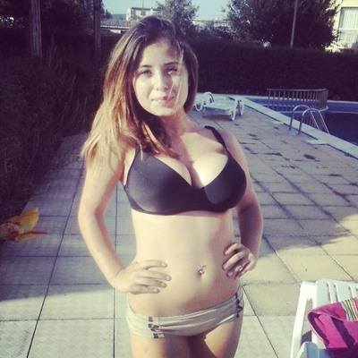 Meet Tori (19) from Hawaii | Explicit Casual Dating