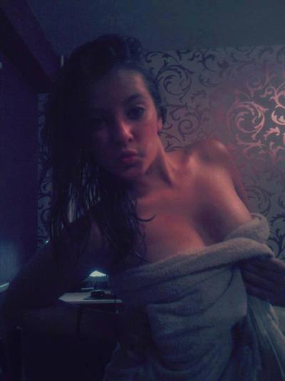 Ana, 26, British Colombia | No-Nonsense Hookup Profile