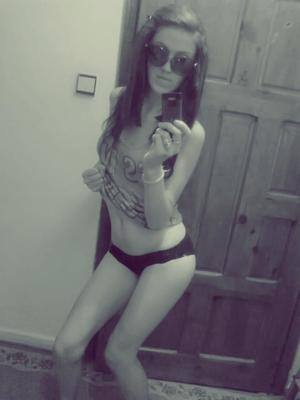 Meet Layla (23) from Wisconsin | Explicit Casual Dating