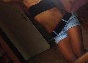 Kaya, 20, profile image for Edmonton, ALB dating page