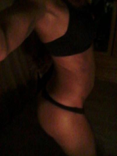 Meet Skye (25) from Michigan | Explicit Casual Dating