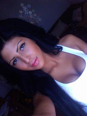 Meet Alycia (29) from Tennessee | Explicit Casual Dating
