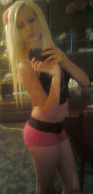 Meet Alison (25) from Oklahoma | Explicit Casual Dating