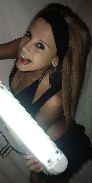 Kaitlynn, 25, Oregon | No-Nonsense Hookup Profile