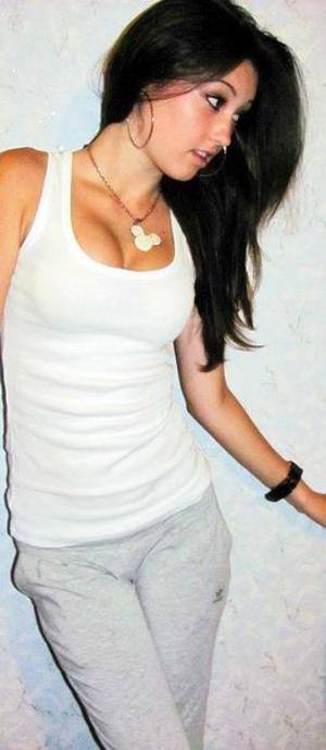 Ellen, 23, Tennessee | No-Nonsense Hookup Profile