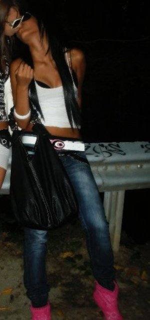 Leticia (22) in Georgia | Direct Adult Encounters