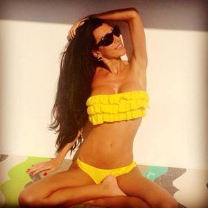 Ayla, 28, Michigan | No-Nonsense Hookup Profile