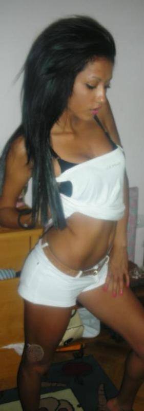 Local profile photo of Rachel, 18, in McKinney, TX