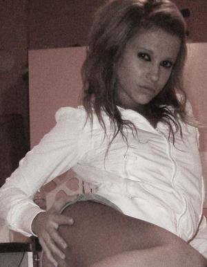 Meet Britney (21) from Oklahoma | Explicit Casual Dating