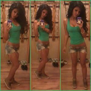 Meet Mia (20) from Florida | Explicit Casual Dating