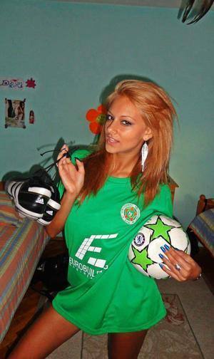 Shelly, 20, Kentucky | No-Nonsense Hookup Profile