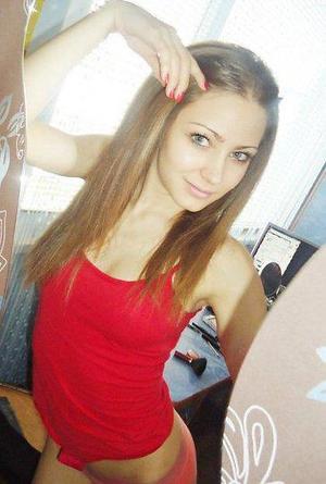 Celeste from North Carolina is looking for adult webcam chat
