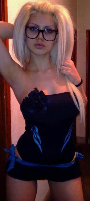 Escorts like Sonia are down to fuck you now!