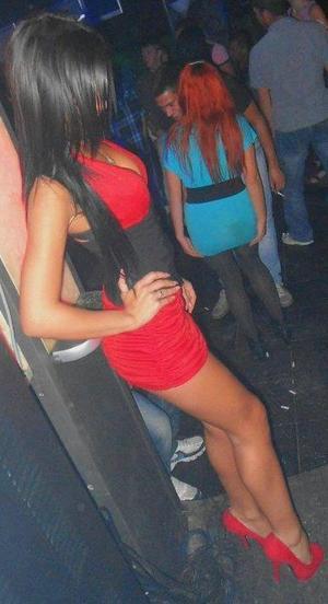 Looking for girls down to fuck? Naomi from Ontario is your girl