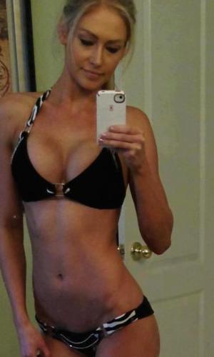 Escorts like Yoselin are down to fuck you now!