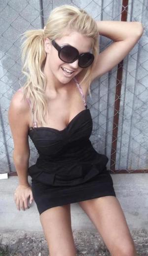 Veronica from Florida is interested in nsa sex with a nice, young man