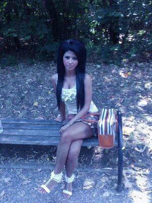 Pamela from Pennsylvania is interested in nsa sex with a nice, young man