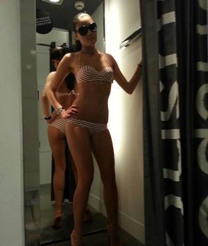 Looking for local cheaters? Take Lila from New York home with you