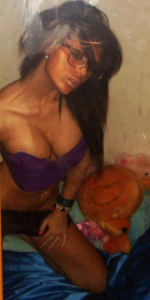 Veronica from New York is interested in nsa sex with a nice, young man