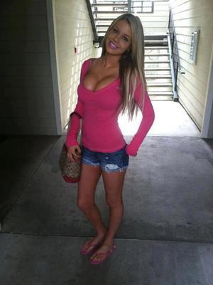 Finding a fuck buddy like Cassie from Alabama has never been easier