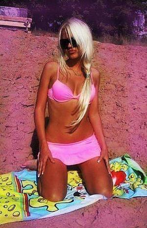 Meet local singles like Crystal from Florida who want to fuck tonight
