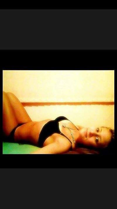 Tashina from Winchester, Oklahoma is looking for adult webcam chat