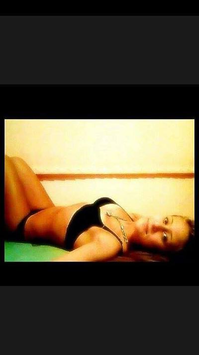 Tashina from Boise City, Oklahoma is looking for adult webcam chat