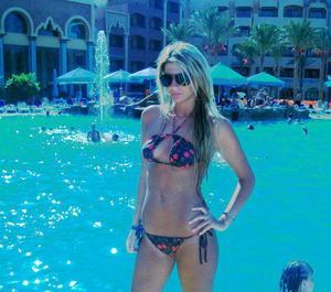 Escorts like Eva are down to fuck you now!