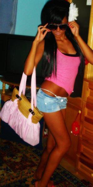 Escorts like Karissa are down to fuck you now!