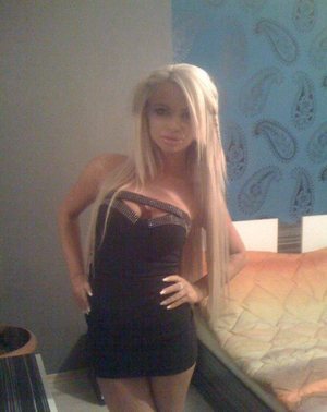 Meet local singles like Sidney from New York who want to fuck tonight