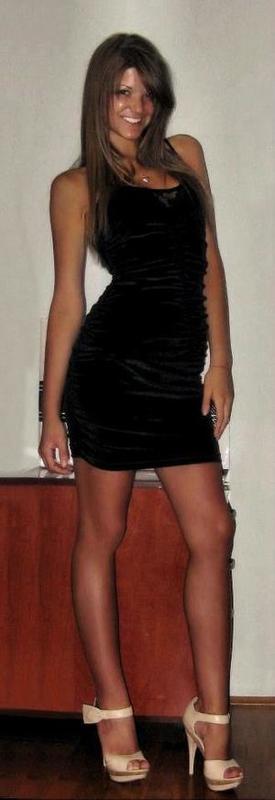 Evelina from Venetian Village, Illinois is interested in nsa sex with a nice, young man