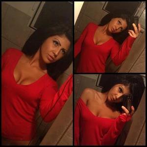 Escorts like Diya are down to fuck you now!