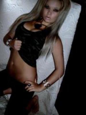 Leslie is a cheater looking for a guy like you!