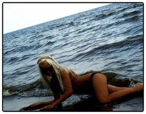 Meet local singles like Danica from Florida who want to fuck tonight