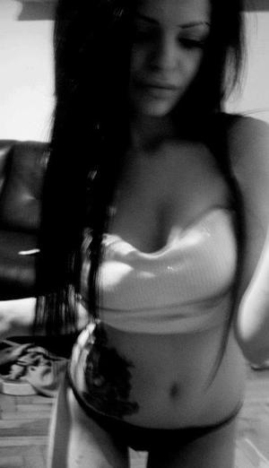 Looking for local cheaters? Take Aileen from Colorado home with you