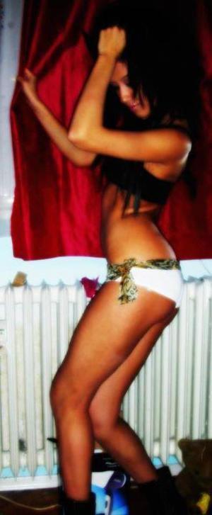 Sienna from New York is DTF, are you?